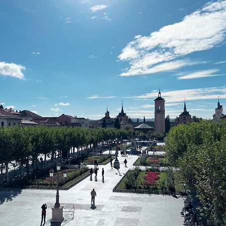 Sonar En La Plaza Cervantes 3 알칼라데에나레스 외부 사진