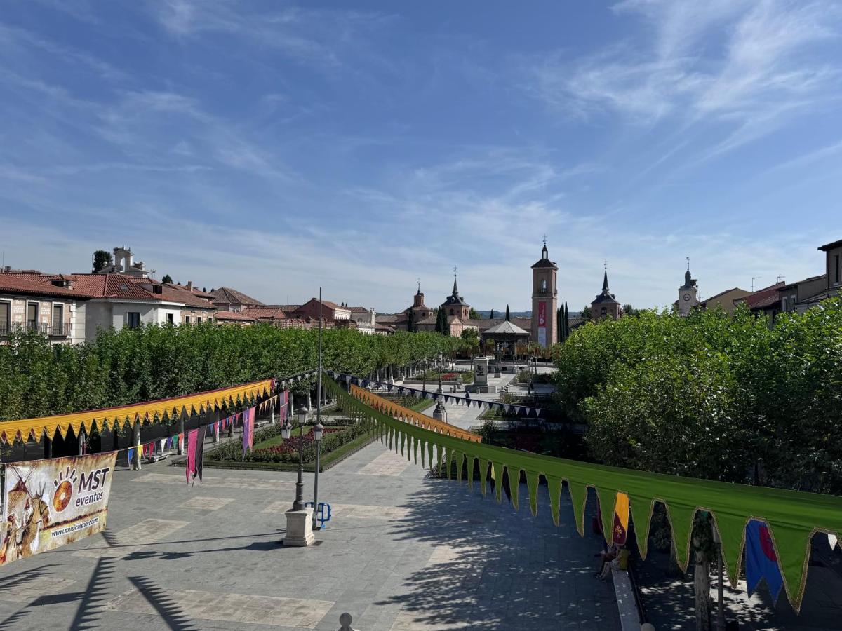 Sonar En La Plaza Cervantes 3 알칼라데에나레스 외부 사진