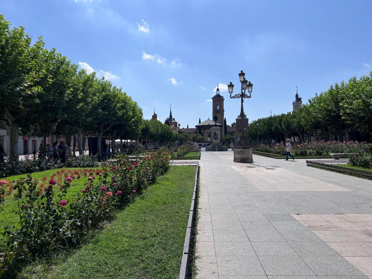 Sonar En La Plaza Cervantes 3 알칼라데에나레스 외부 사진